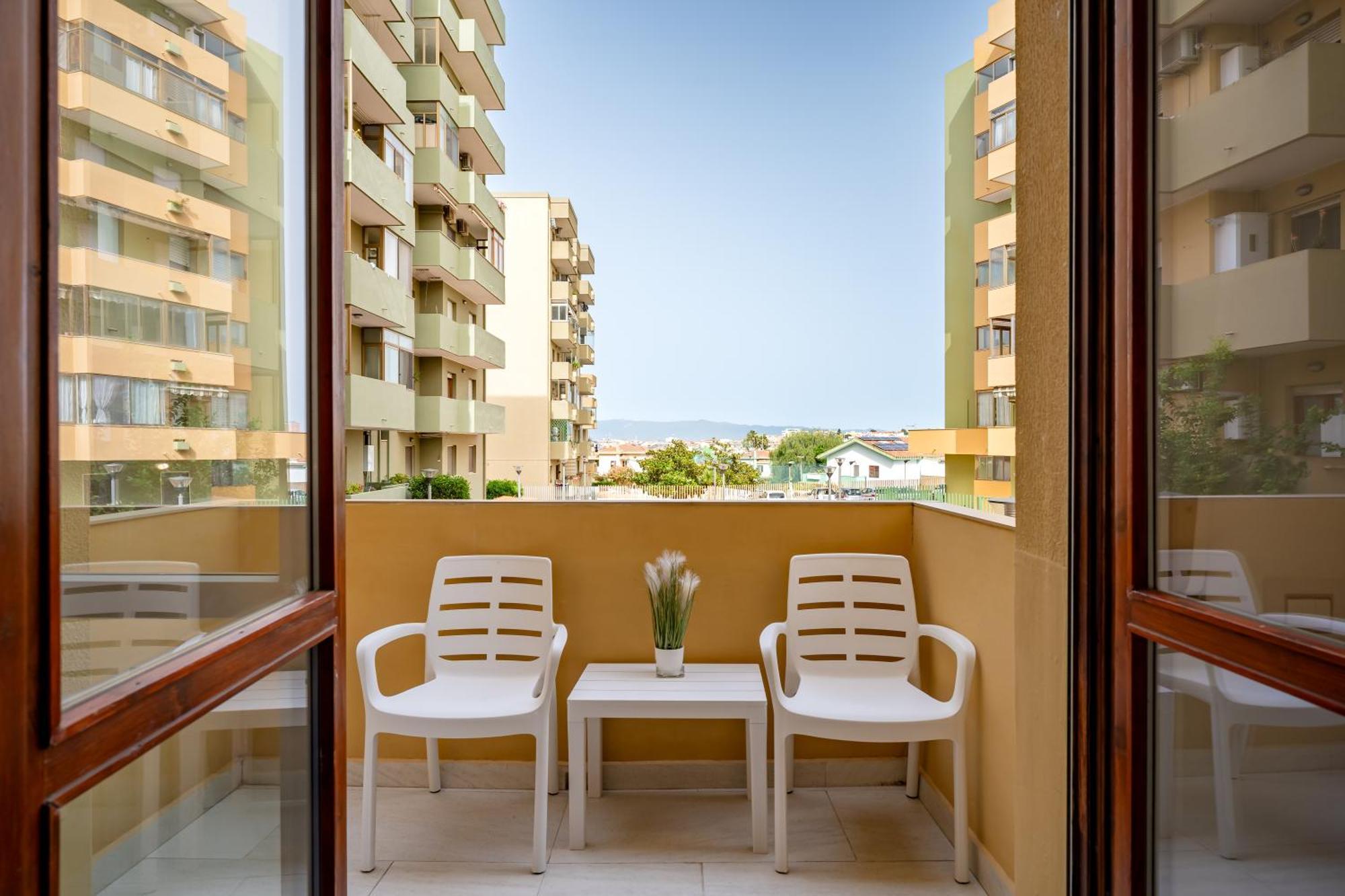Kalbia Apartment Or Rooms Renovated, Functional, Intimate And More Cagliari Eksteriør billede