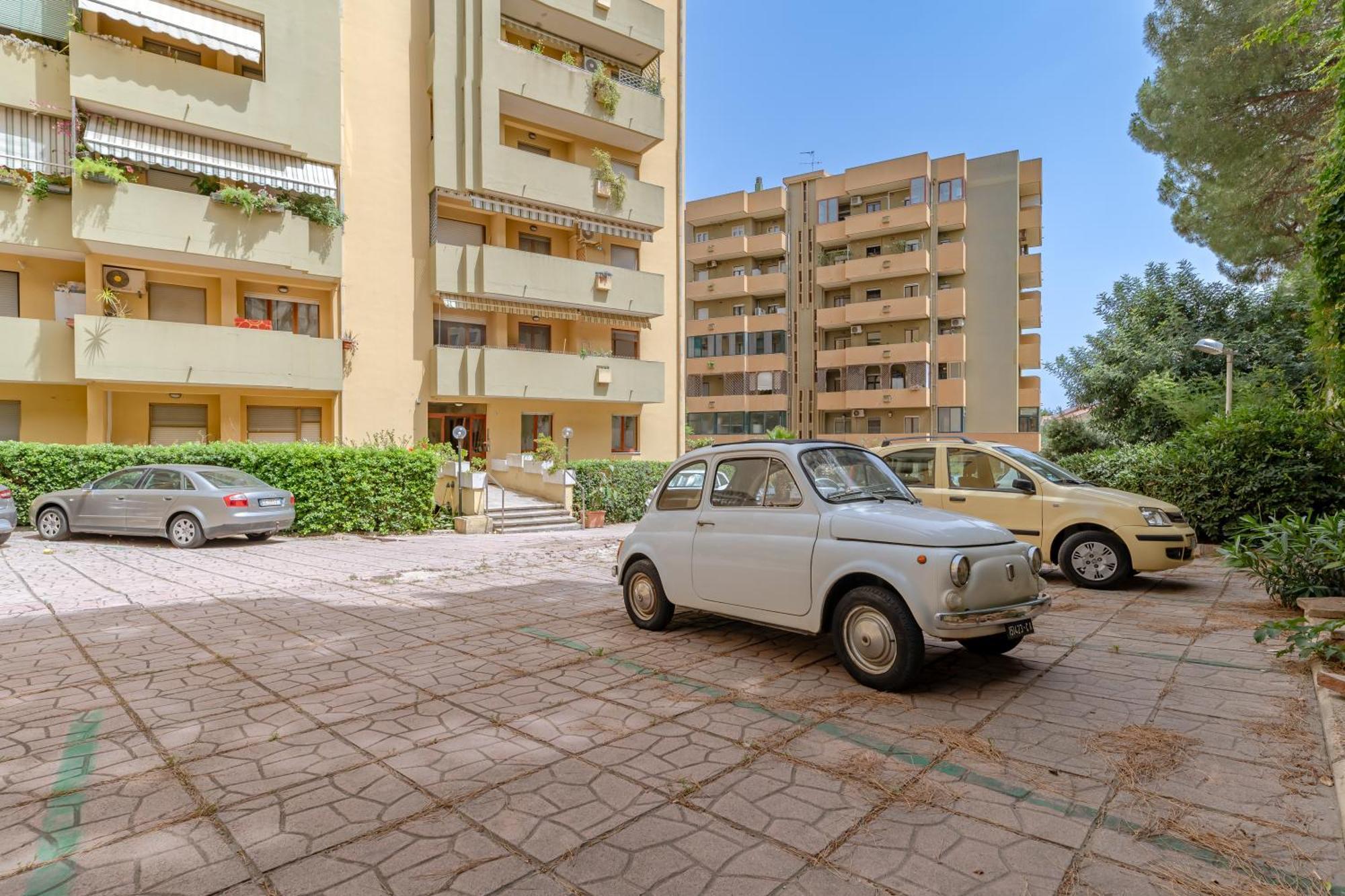 Kalbia Apartment Or Rooms Renovated, Functional, Intimate And More Cagliari Eksteriør billede