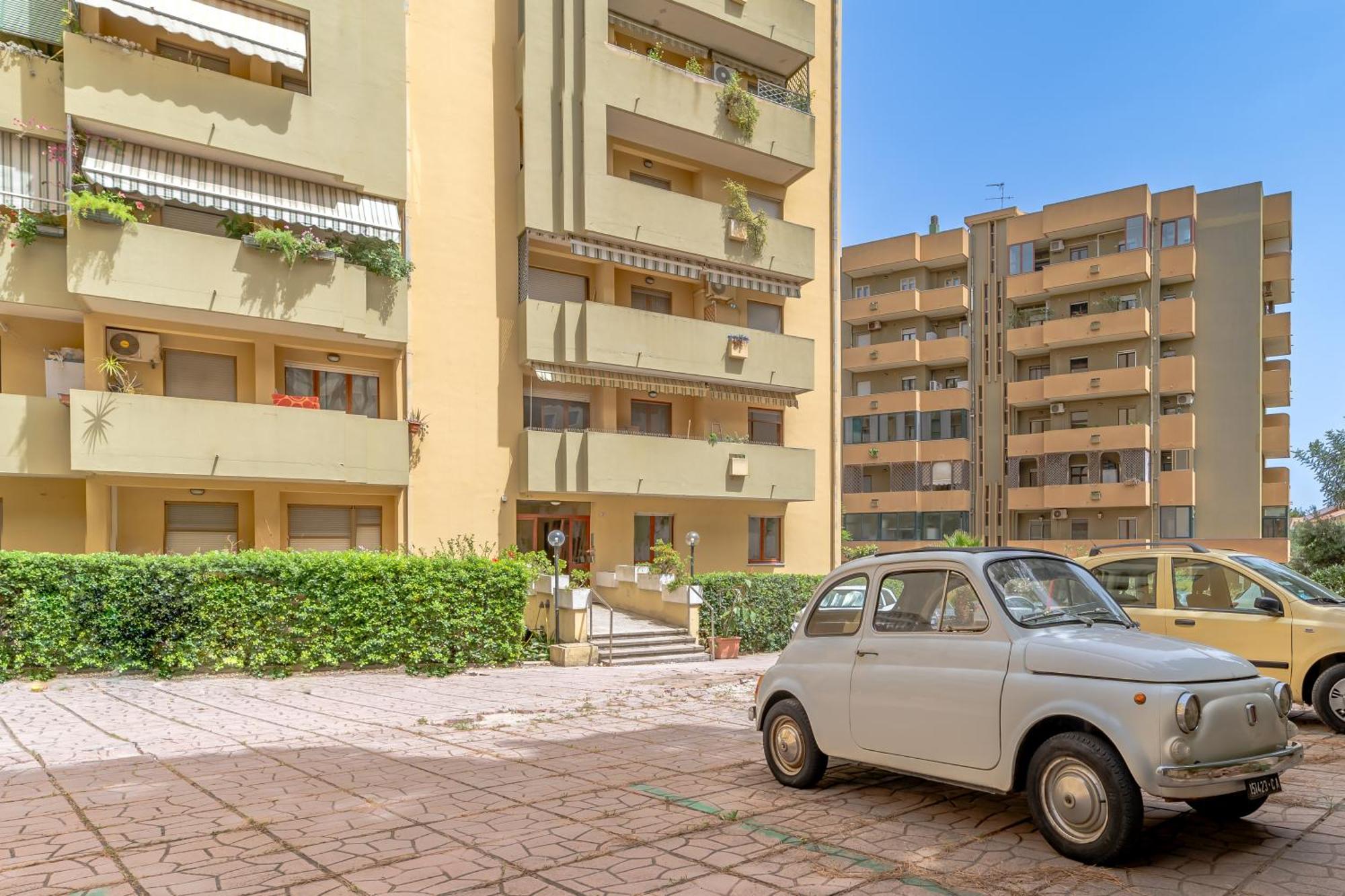Kalbia Apartment Or Rooms Renovated, Functional, Intimate And More Cagliari Eksteriør billede